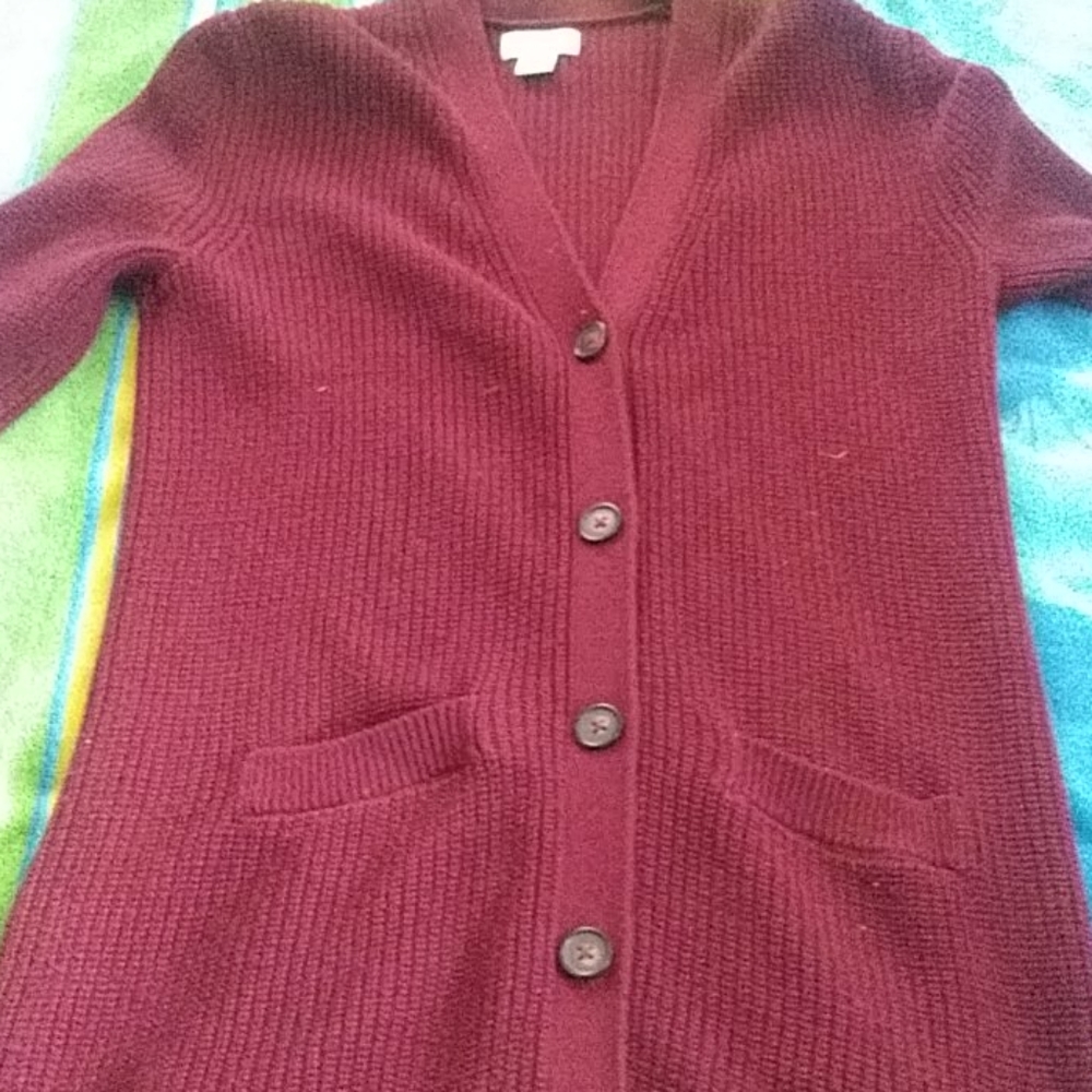 Cardigan /sweater